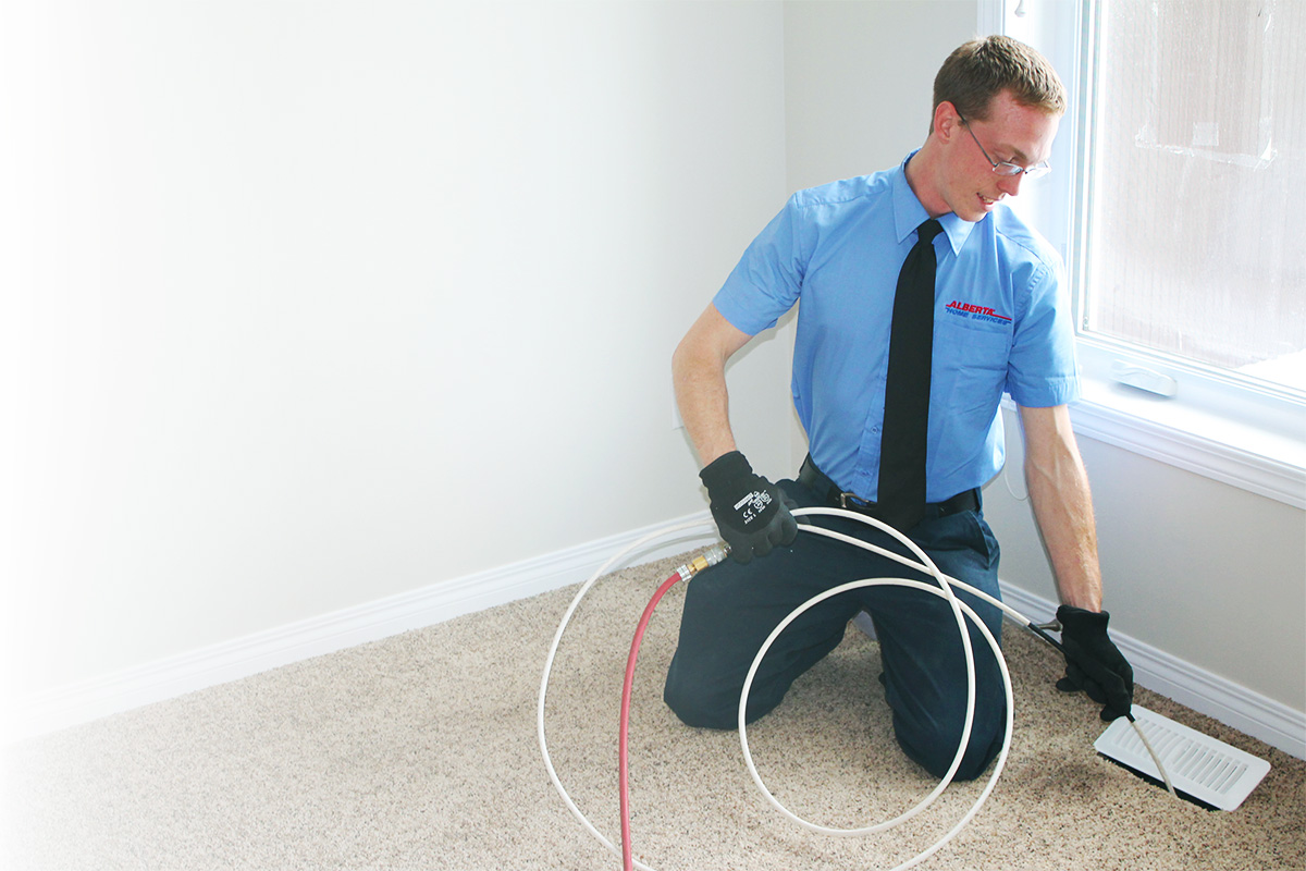 Alberta-Furnace-Cleaning-Technician-Home Alberta Furnace Cleaning Technician Cleaning a vent
